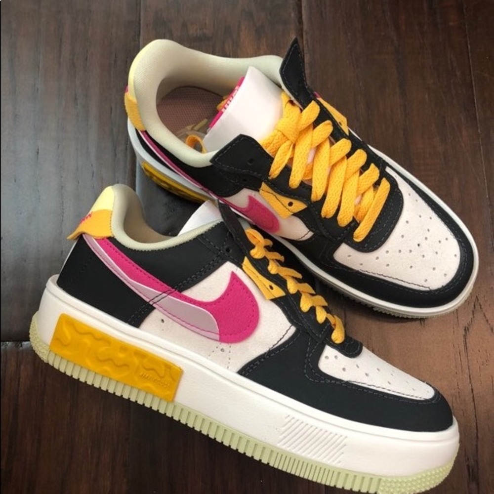 Nike Women’s Air Force 1 Fontanka MC Shoe Sneakers
